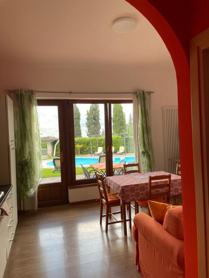 Apartments Panoramica มัลเชซิเน ภายนอก รูปภาพ