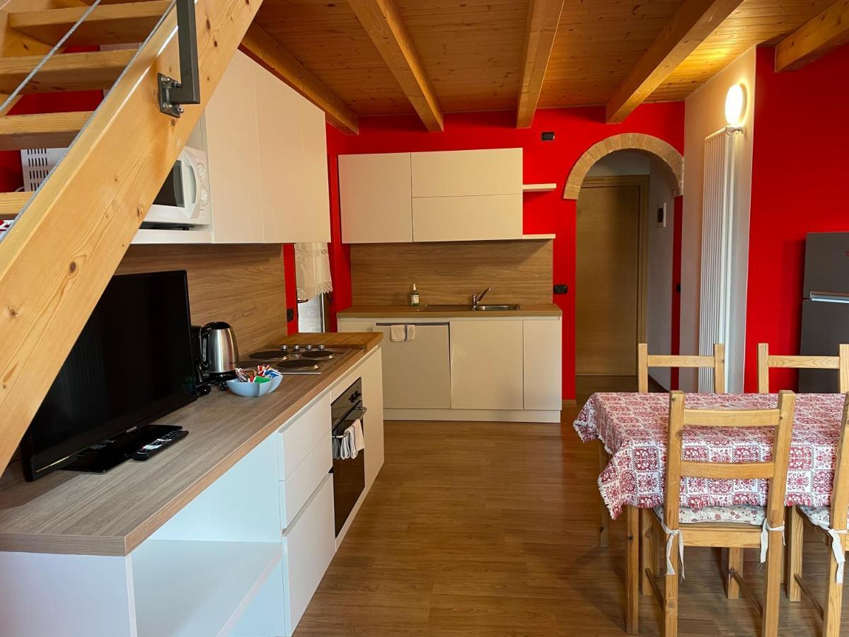 Apartments Panoramica มัลเชซิเน ภายนอก รูปภาพ