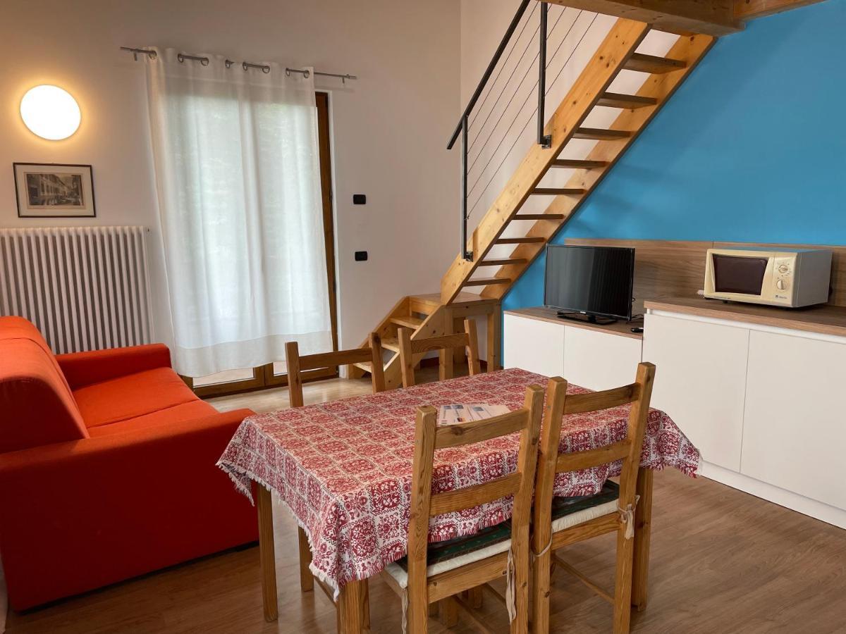 Apartments Panoramica มัลเชซิเน ภายนอก รูปภาพ